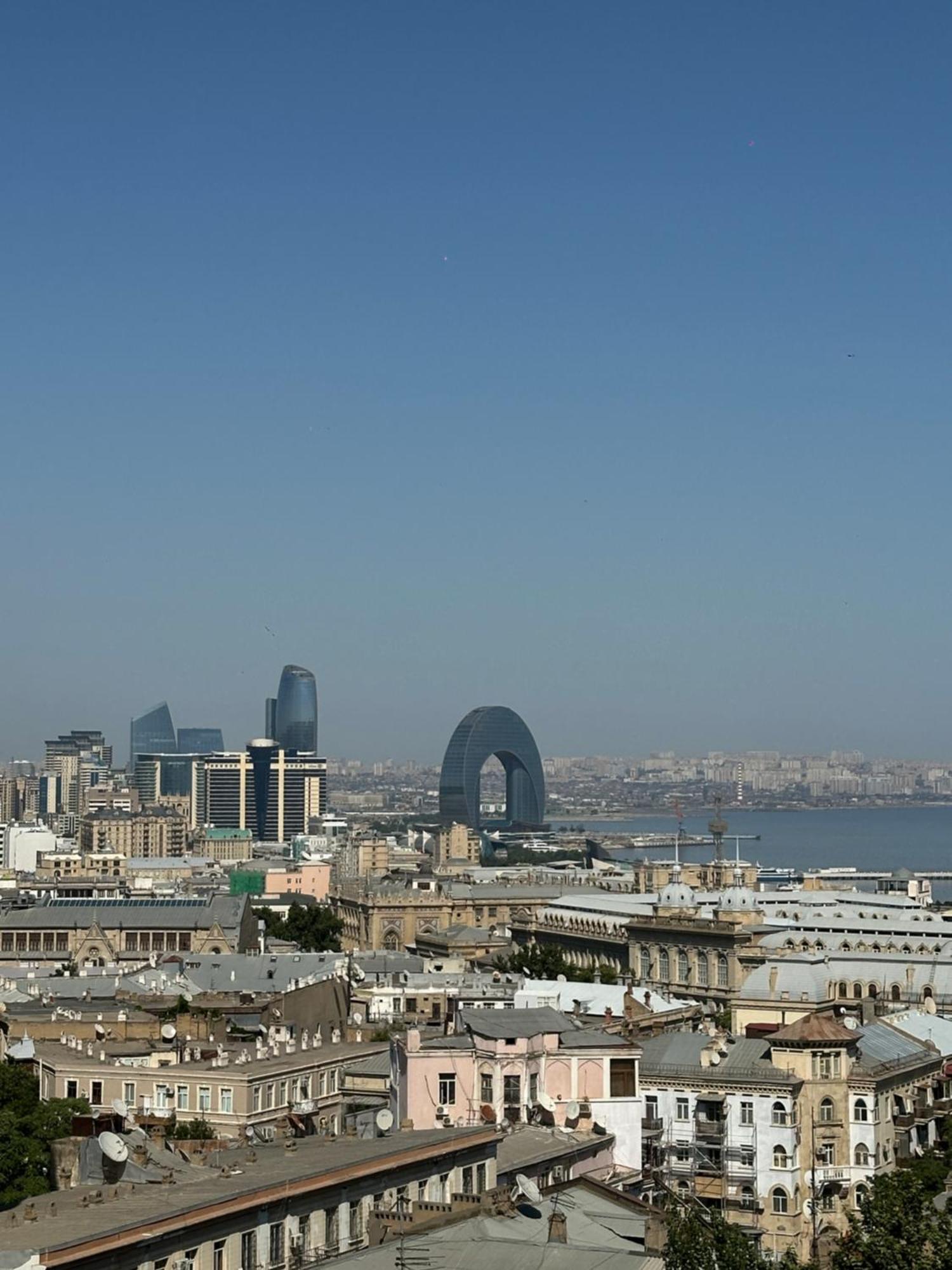 Wonder Aparts In Old City Baku Apartment Exterior photo