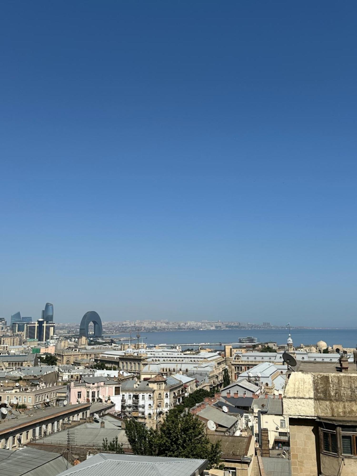 Wonder Aparts In Old City Baku Apartment Exterior photo